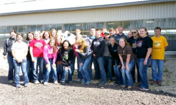Nobles County 4-H’rs Host Texas Students