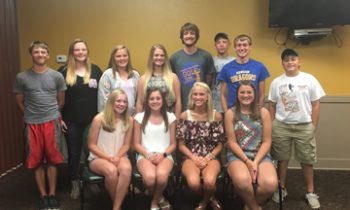 Dragon Golfers Honored at Banquet